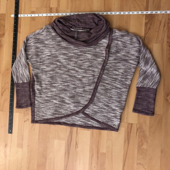 SOLD Purple Calvin Klein performance active wear long sleeve fleece medium - Picture 2 of 3